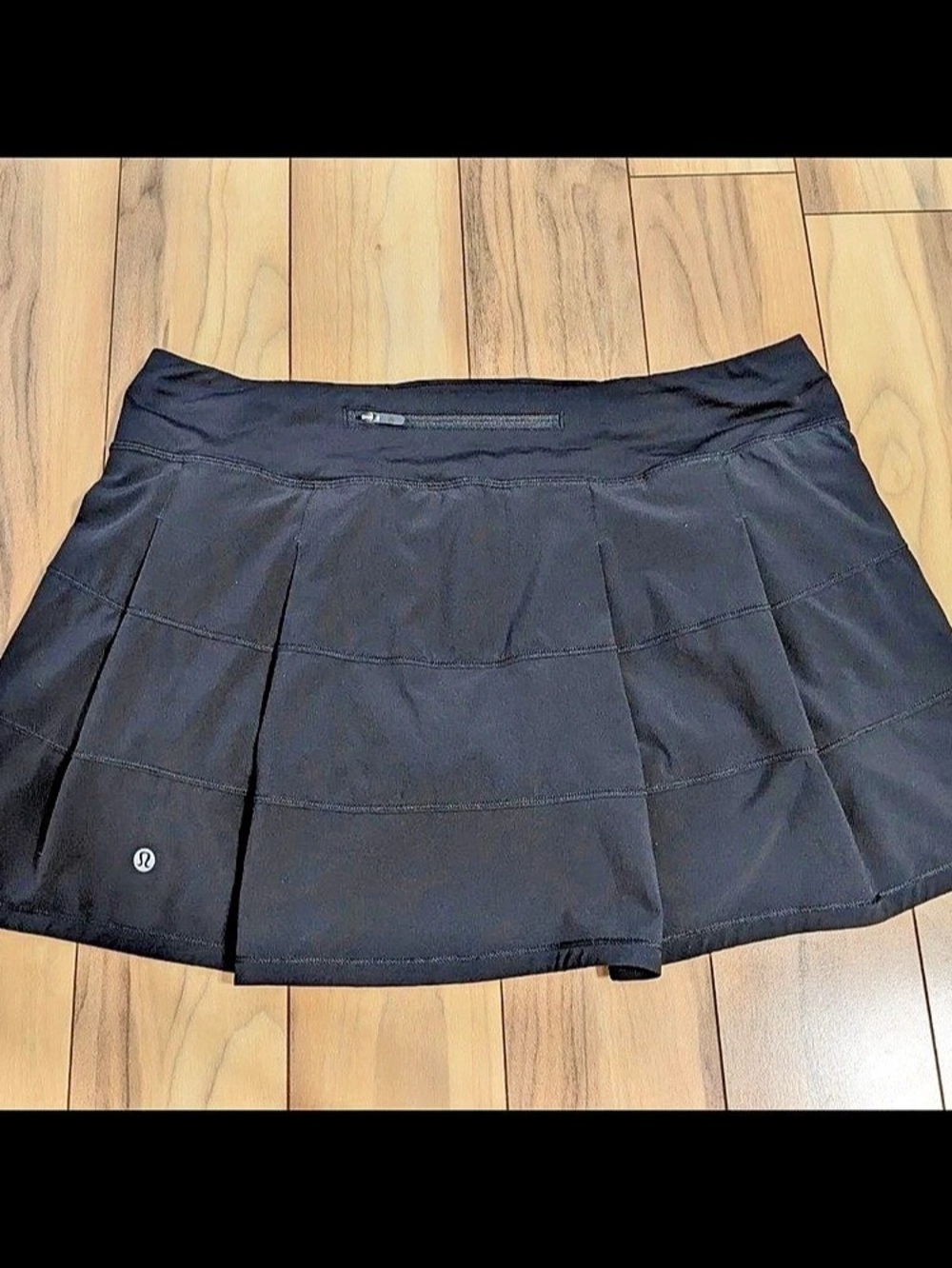lululemon Black Athletic Skirt With Built-In Shorts Large size 8